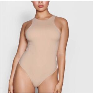 NWT SKIMS Fits Everybody Sand High Neck Body Suit Sz XS